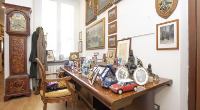 Quadrilocale di 120 m² a Genova (16121)