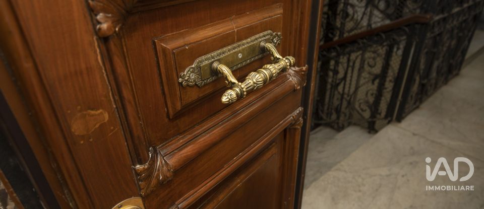 Four-room apartment of 120 m² in Genova (16121)