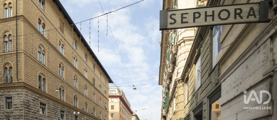 Four-room apartment of 120 m² in Genova (16121)