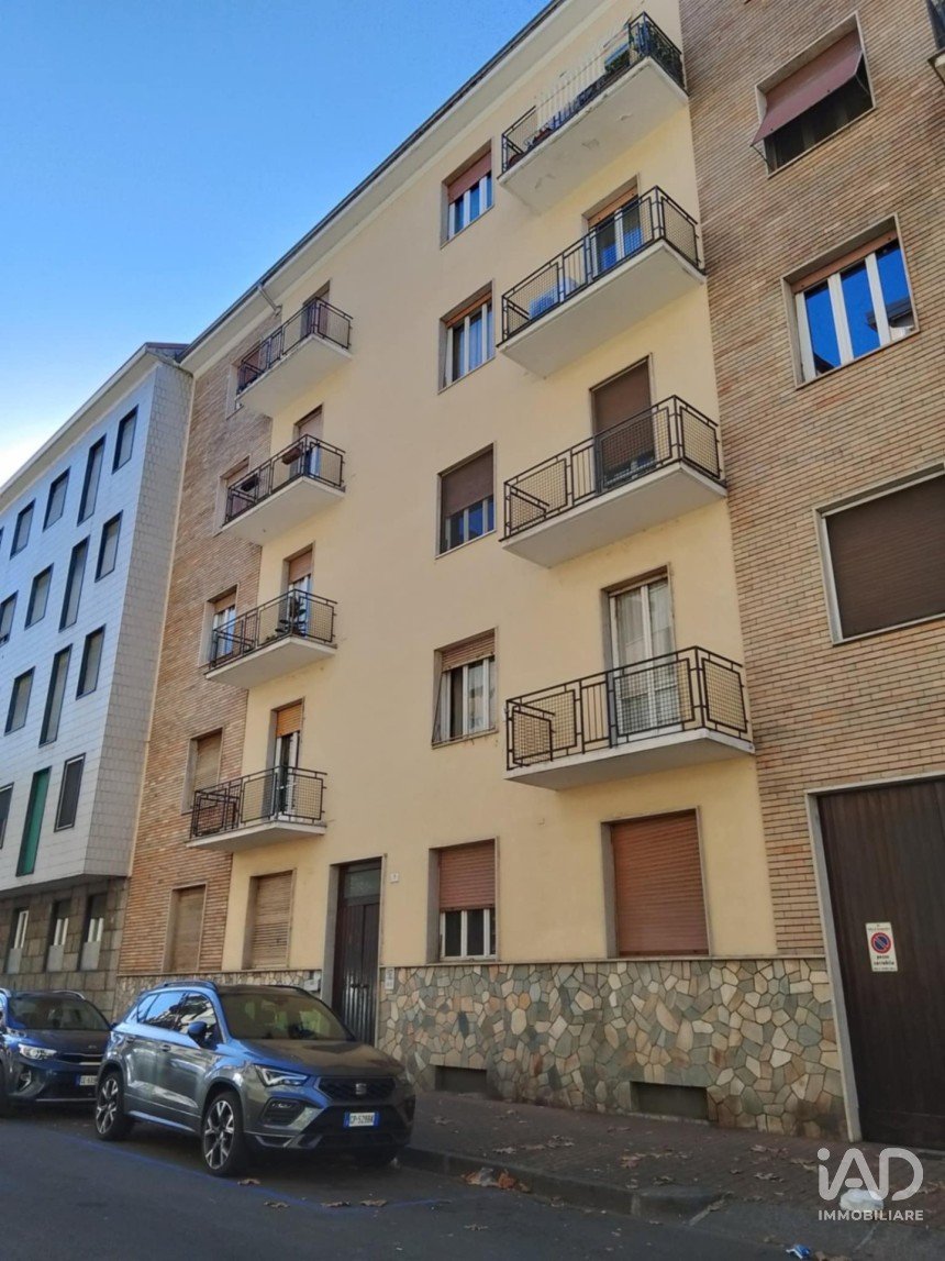 Appartamento 5 locali di 80 m² a Alessandria (15121)