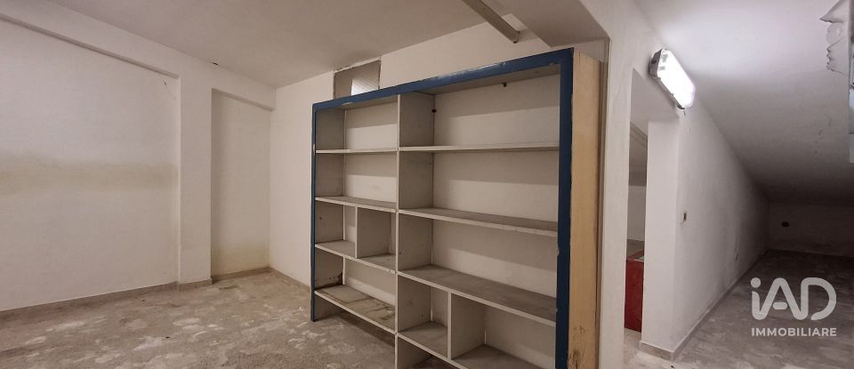 Shop / premises commercial of 983 m² in Palermo (90129)
