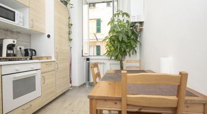Apartment 7 rooms of 80 m² in Genova (16126)