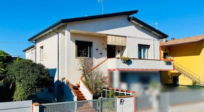 Villa Bifamiliare 8 locali di 157 m² a Montegrotto Terme (35036)