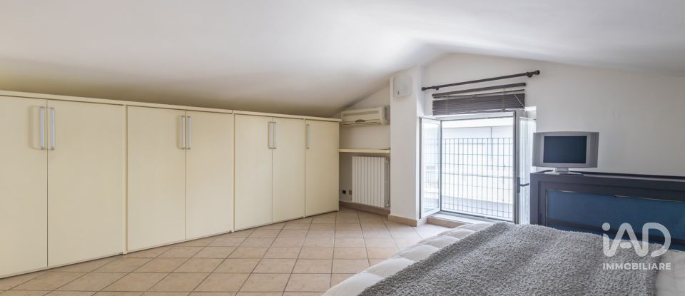 Appartamento 6 locali di 139 m² a Falconara Marittima (60015)