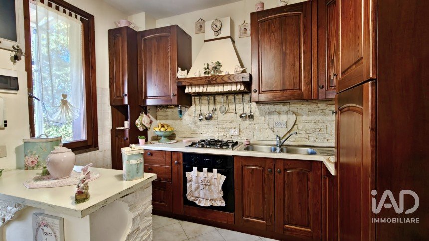 Appartamento 0 locali di 75 m² a Rosignano Marittimo (57016)