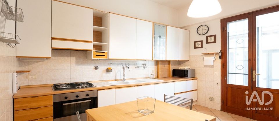 Apartment 5 rooms of 123 m² in Campi Bisenzio (50013)