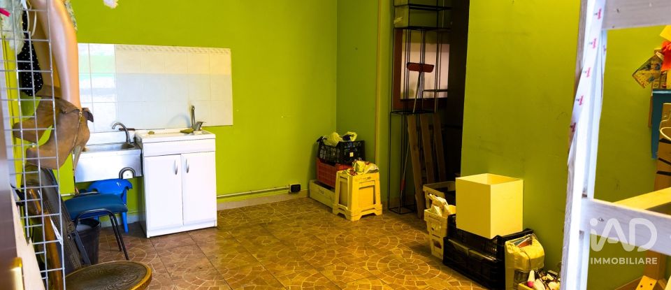Attività locali di 92 m² in Assisi (06081)
