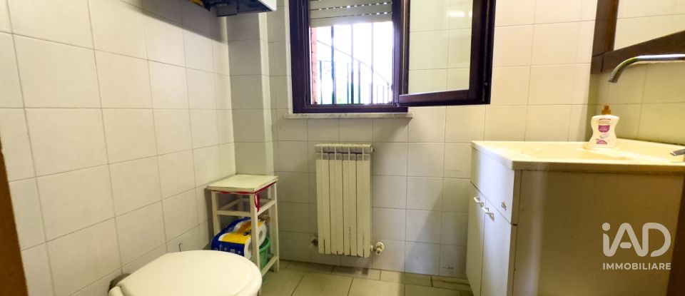 Attività locali di 92 m² in Assisi (06081)