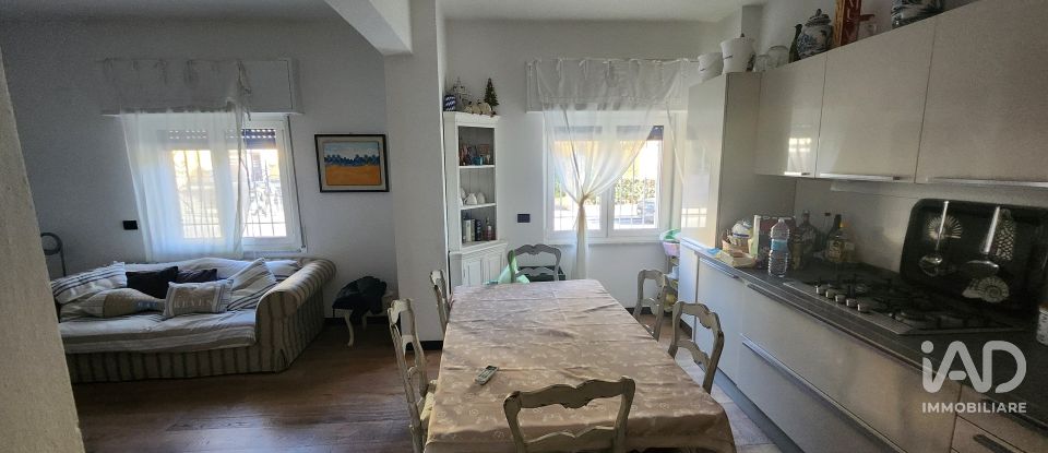 Four-room apartment of 120 m² in Sestri Levante (16039)