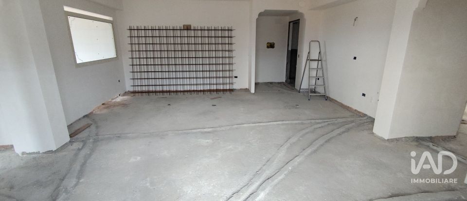 Apartment 6 rooms of 96 m² in Scalea (87029)