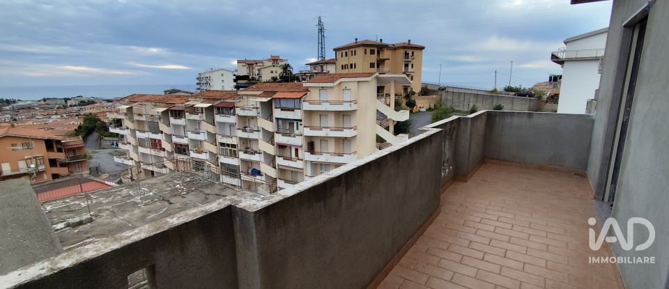 Apartment 6 rooms of 96 m² in Scalea (87029)