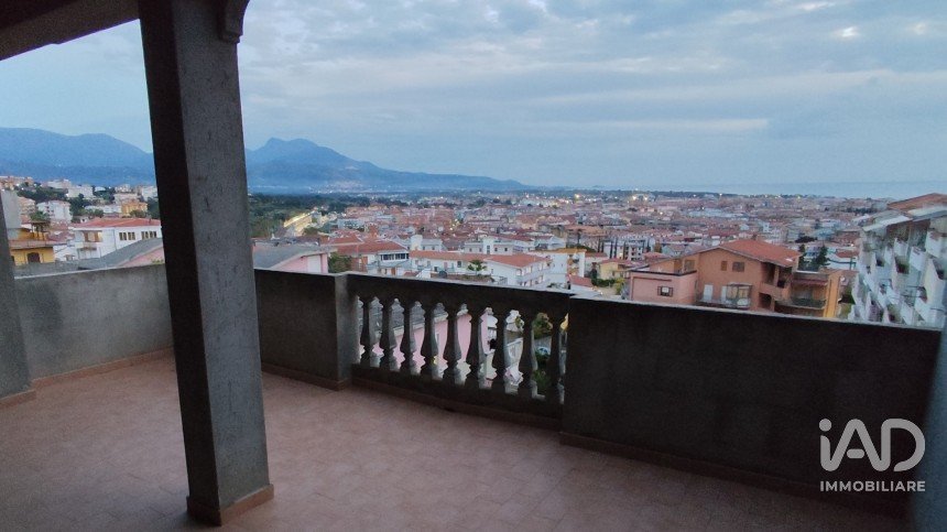 Apartment 6 rooms of 96 m² in Scalea (87029)