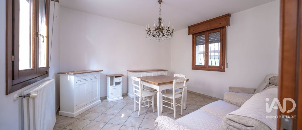 Traditional house 2 rooms of 105 m² in Massa Fiscaglia (44025)