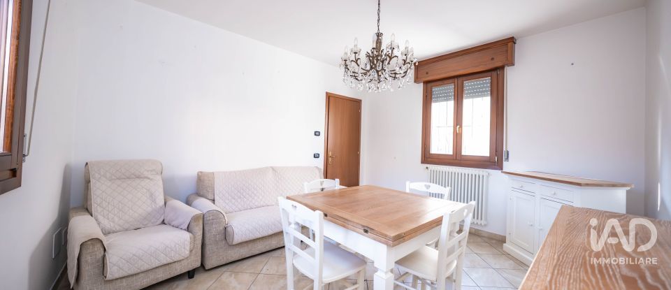 Traditional house 2 rooms of 105 m² in Massa Fiscaglia (44025)