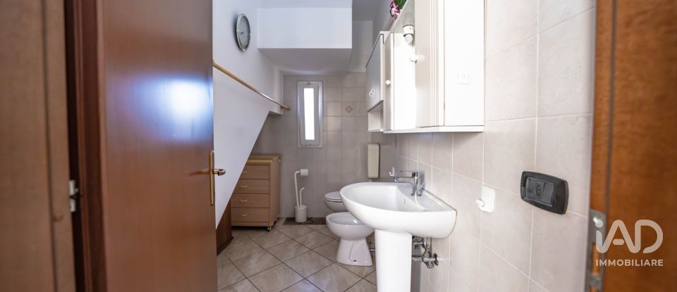 Traditional house 2 rooms of 105 m² in Massa Fiscaglia (44025)