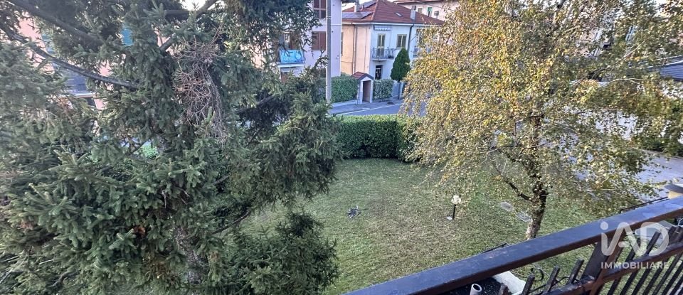 Three-room apartment of 111 m² in Paderno Dugnano (20037)