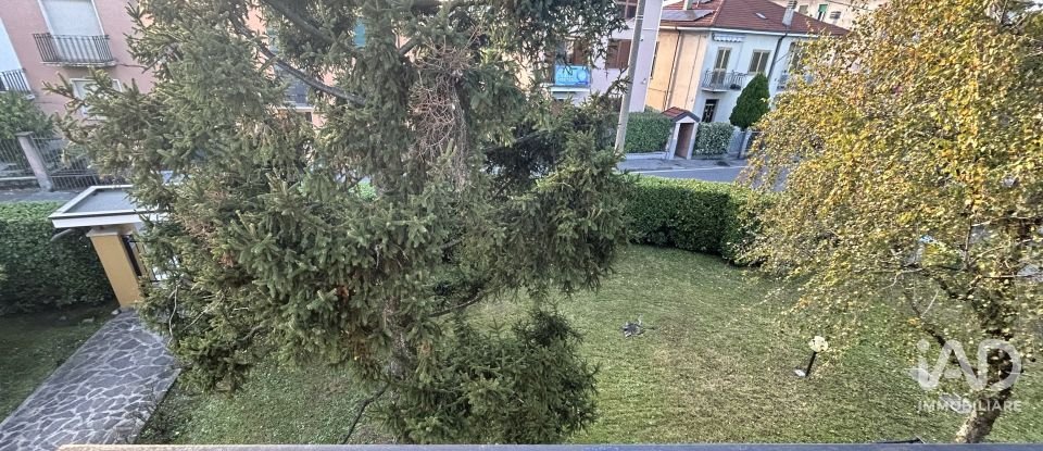 Three-room apartment of 111 m² in Paderno Dugnano (20037)