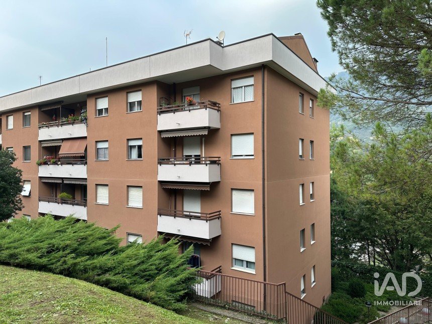 Apartment 6 rooms of 100 m² in Como (22100)