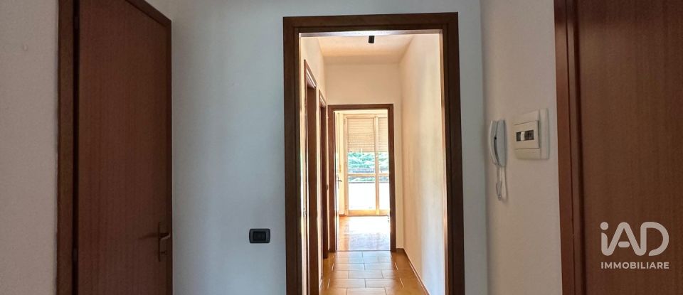 Apartment 6 rooms of 100 m² in Como (22100)
