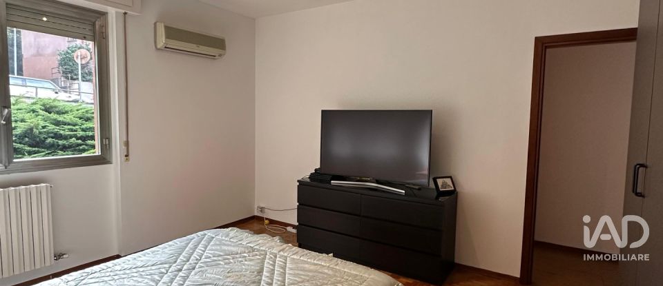 Apartment 6 rooms of 100 m² in Como (22100)