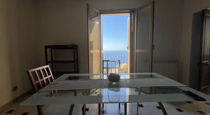 Apartment 6 rooms of 141 m² in - (87030)