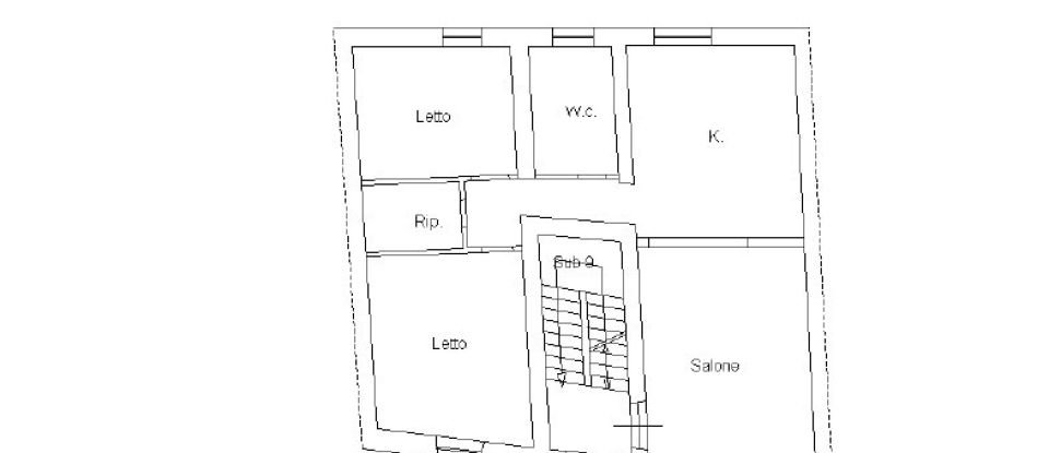 Appartamento 6 locali di 141 m² a - (87030)