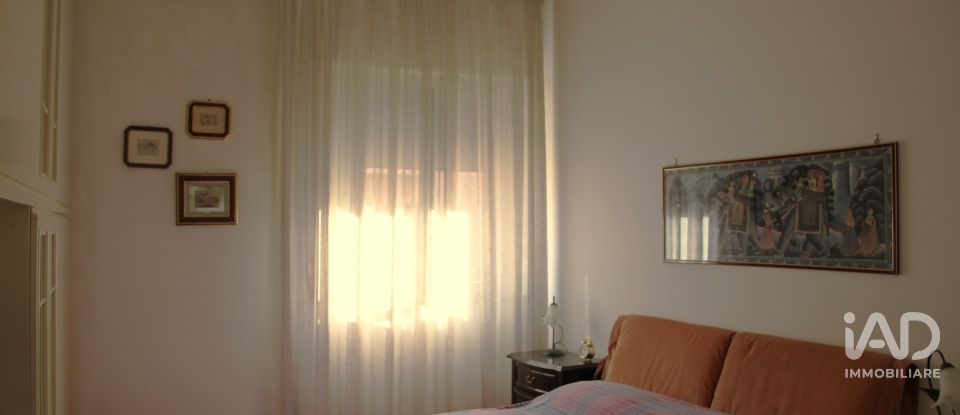 Three-room apartment of 105 m² in Roma (00141)