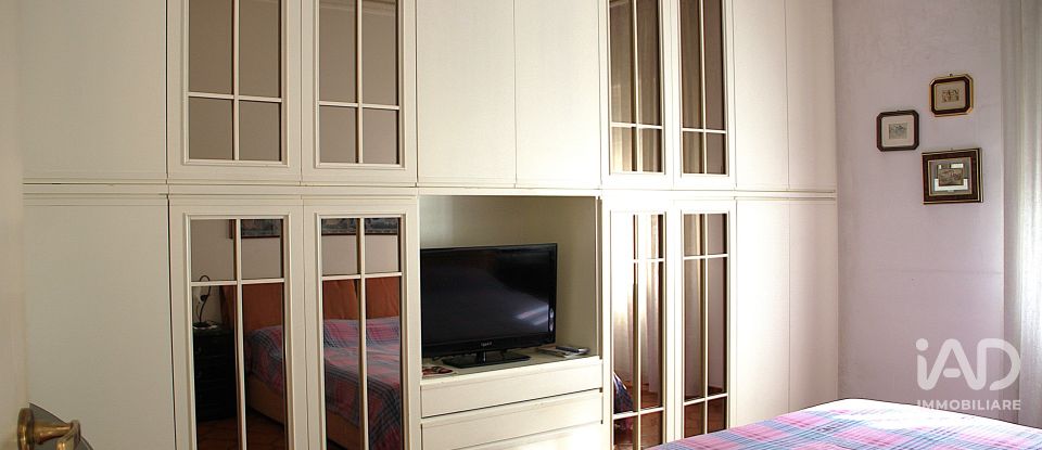 Three-room apartment of 105 m² in Roma (00141)