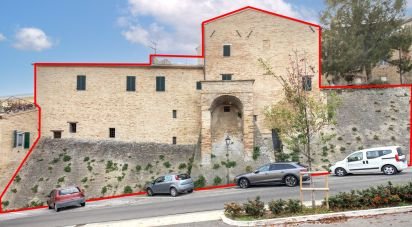 Costruzione di 543 m² in Mogliano (62010)