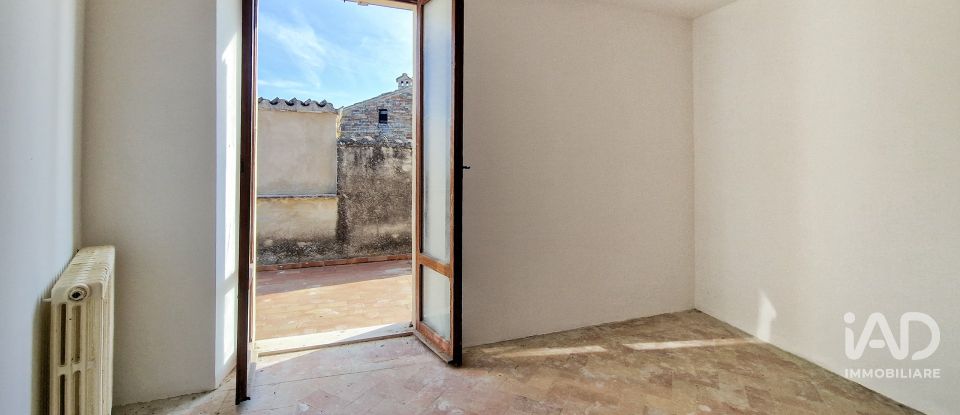 Block of flats in Mogliano (62010) of 543 m²