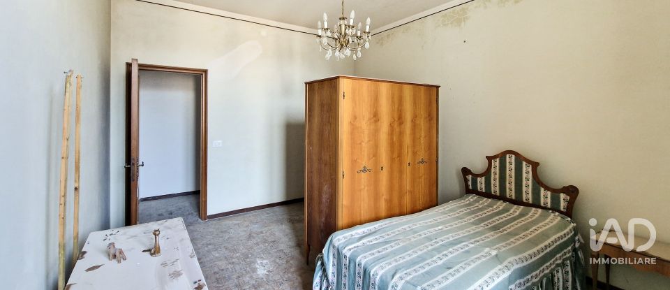 Block of flats in Mogliano (62010) of 543 m²