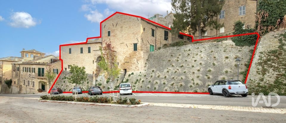 Block of flats in Mogliano (62010) of 543 m²