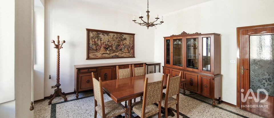 Four-room apartment of 140 m² in Monte San Pietrangeli (63816)