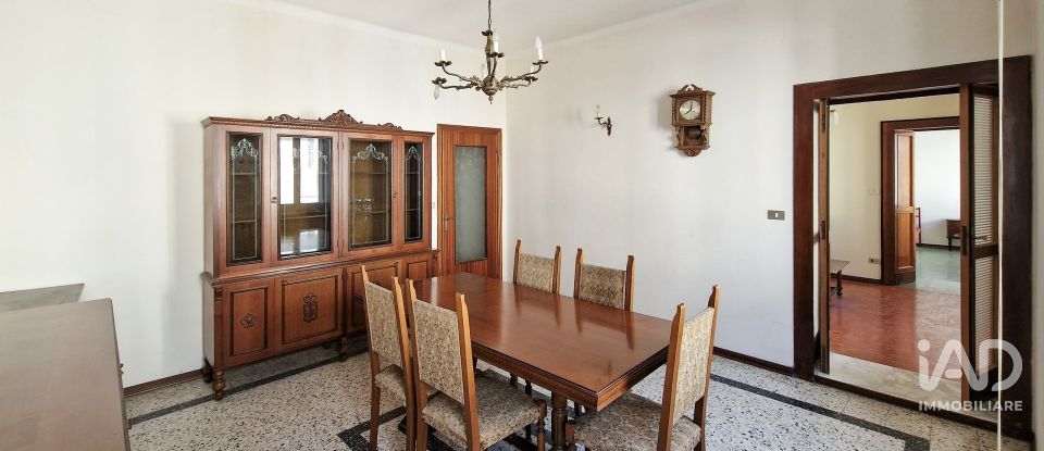 Four-room apartment of 140 m² in Monte San Pietrangeli (63816)