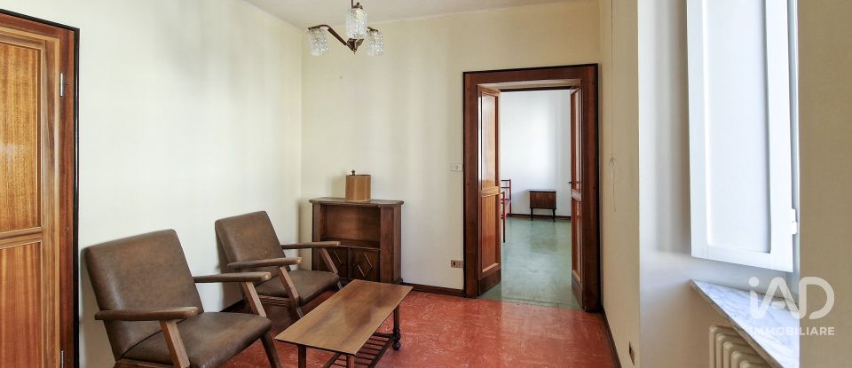 Four-room apartment of 140 m² in Monte San Pietrangeli (63816)