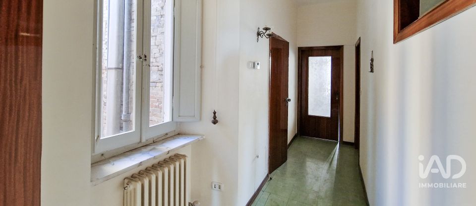 Four-room apartment of 140 m² in Monte San Pietrangeli (63816)
