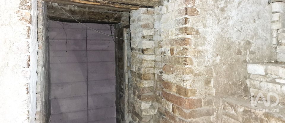 Four-room apartment of 140 m² in Monte San Pietrangeli (63816)