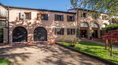 Casa indipendente / Villa 12 locali di 274 m² in Vigonza (35010)