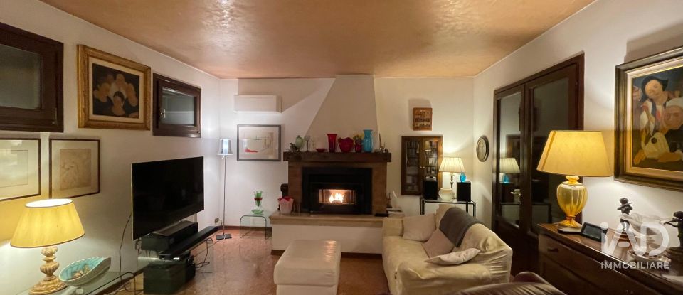 House 12 rooms of 274 m² in Vigonza (35010)