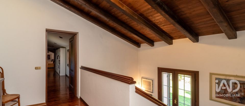 House 12 rooms of 274 m² in Vigonza (35010)