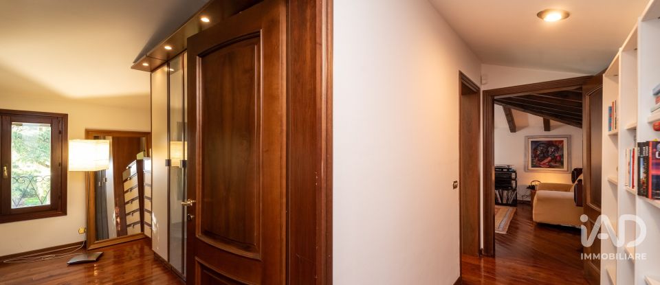 House 12 rooms of 274 m² in Vigonza (35010)