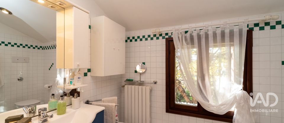 House 12 rooms of 274 m² in Vigonza (35010)