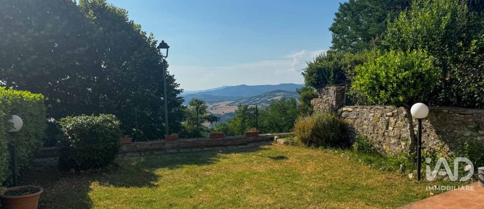 Townhouse 4 rooms of 105 m² in Radicondoli (53030)