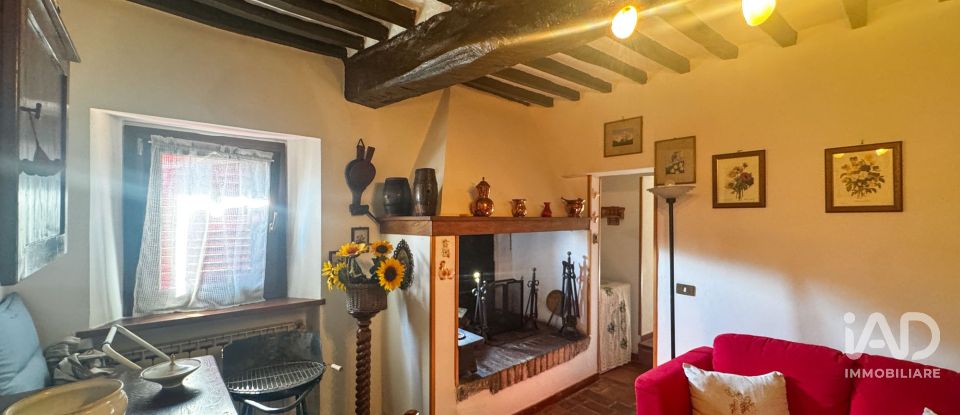 Townhouse 4 rooms of 105 m² in Radicondoli (53030)