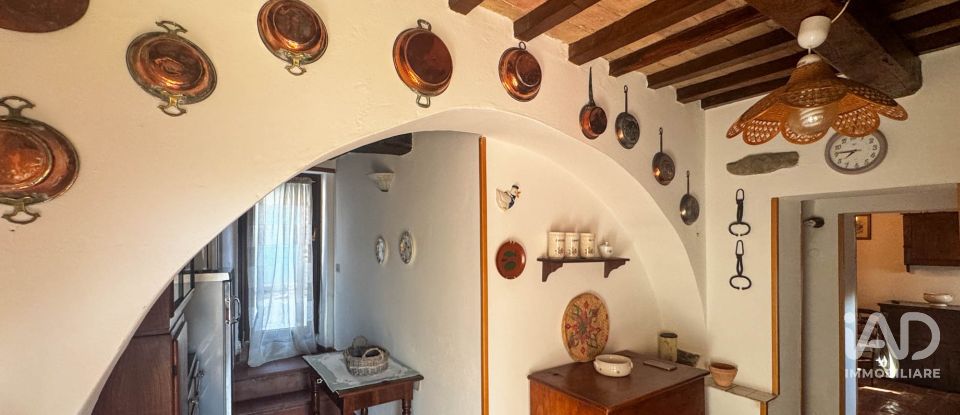 Townhouse 4 rooms of 105 m² in Radicondoli (53030)