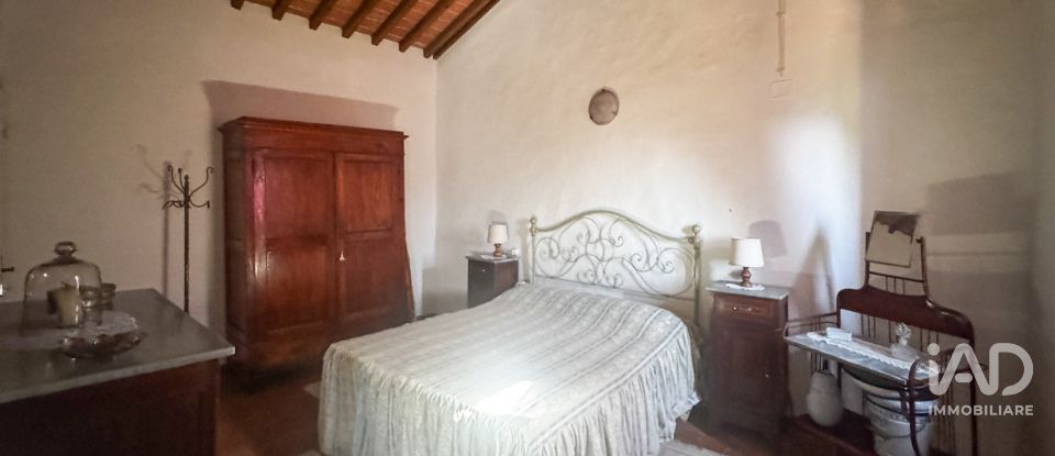 Townhouse 4 rooms of 105 m² in Radicondoli (53030)