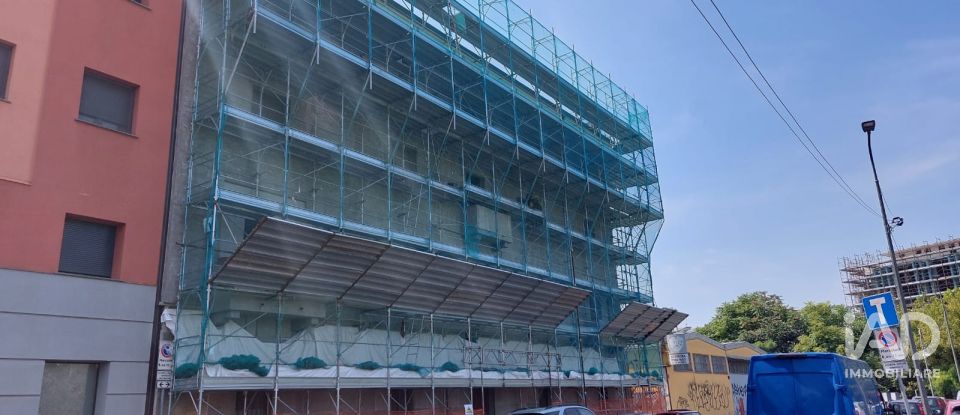 Two-room apartment of 50 m² in Milano (20126)