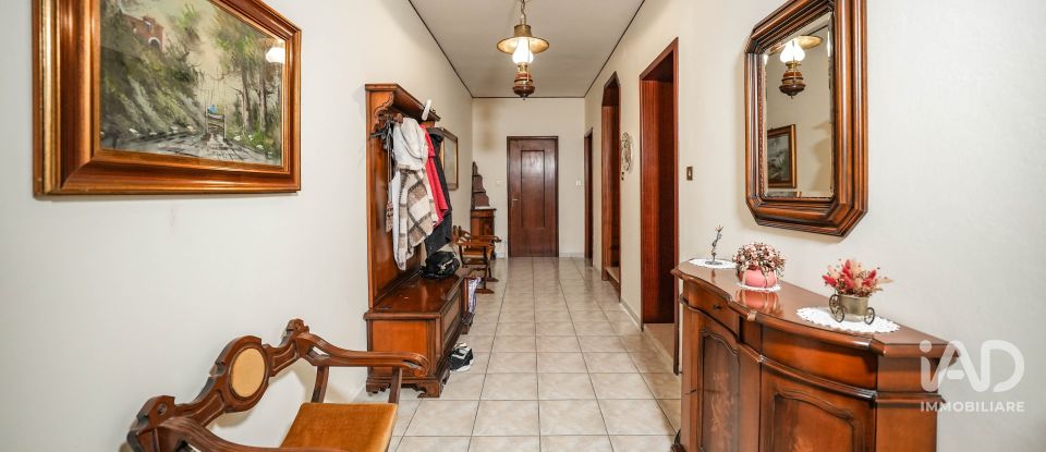 Villa a schiera 6 locali di 340 m² in Ostellato (44020)