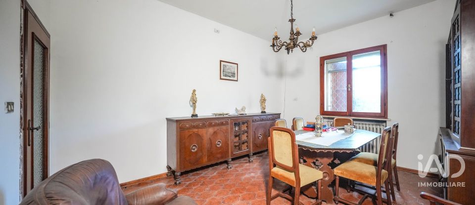 Villa a schiera 6 locali di 340 m² in Ostellato (44020)