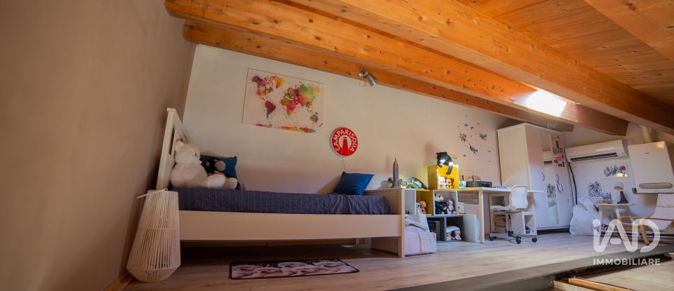 Apartment 5 rooms of 81 m² in Montemarciano (60018)